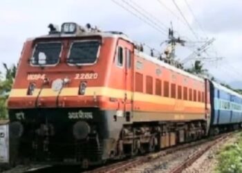 तखतगढ-रेल्वे रेिजर्वेशन टिकट कराने में कोटा प्रणाली नियम को हटाने की उठी मांग