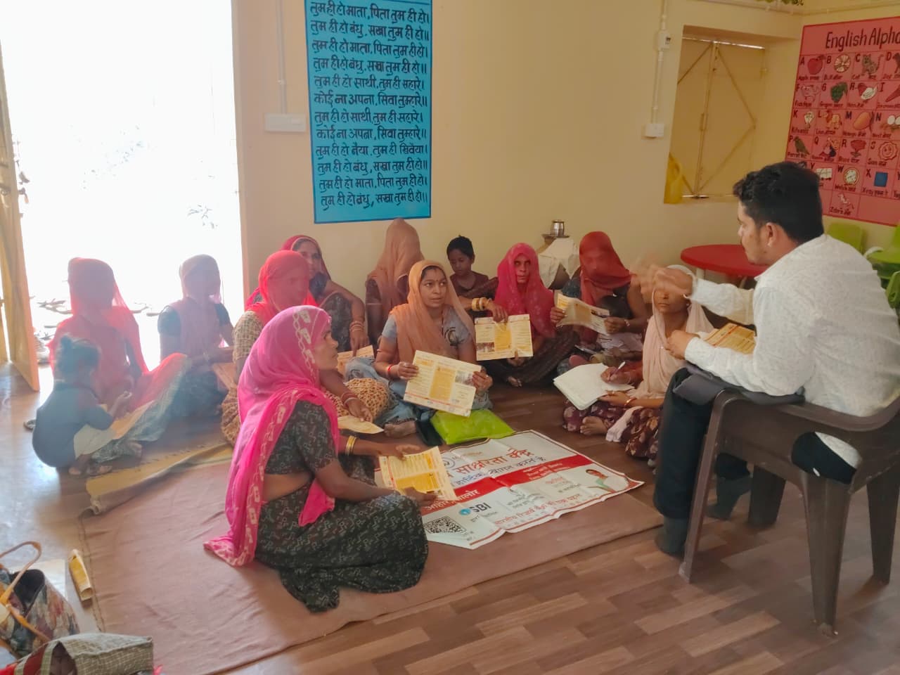 आहोर-ग्राम पंचायत सेदरिया बालोतान आंगनवाड़ी केंद्र पर वित्तीय साक्षरता कार्यक्रम के तहत केम्प का आयोजन