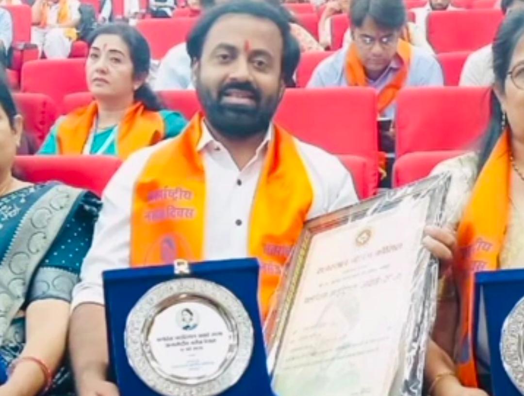 GNM ट्रेनिंग सेंटर प्रिंसिपल पद से हटाए गए पवन ओझाः नर्सिंग कॉलेज में फर्जीवाड़ा उजागर; सम्मान पाने के लिए की गई गड़बड़ी, जांच टीम पहुंची