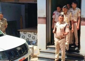 सौतेले पिता ने नाबलिग बेटी से किया रेप, प्रेग्नेंट हुई तो पता चली सच्चाई, 6 महीने से कर रहा था बलात्कार