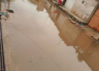 बांगड़ी गांव में जल निकासी की समस्या से ग्रामीण परेशान