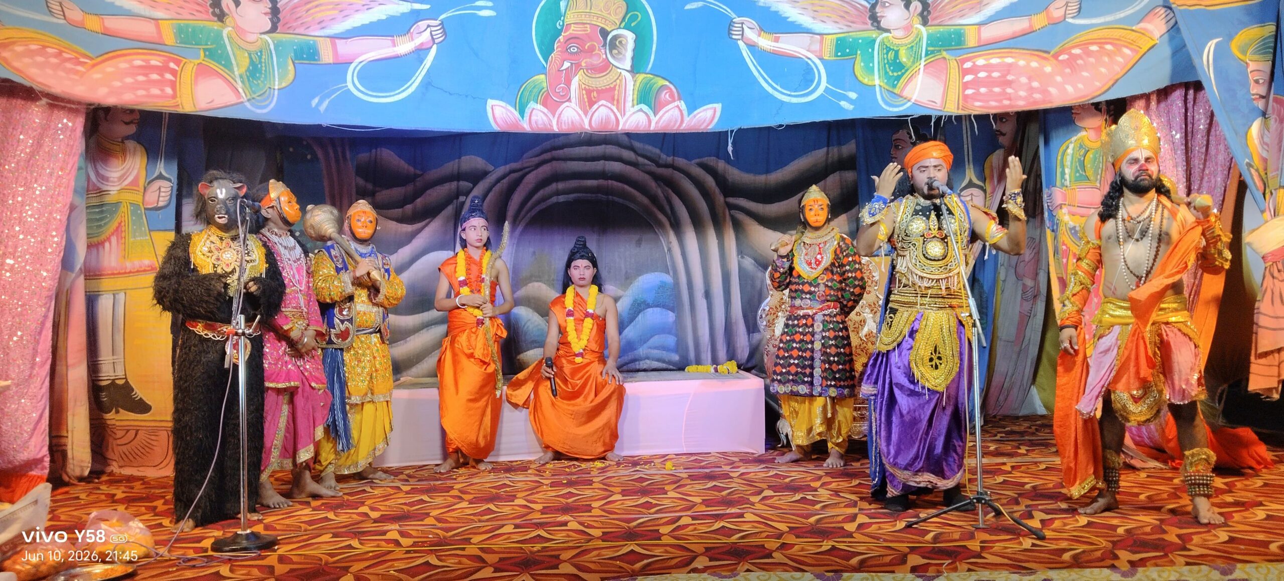 तखतगढ-रामलीला के सातवें दिन भगवान राम माता सबरी के आश्रम पहुंचे और उनके झूठे बेर खाए