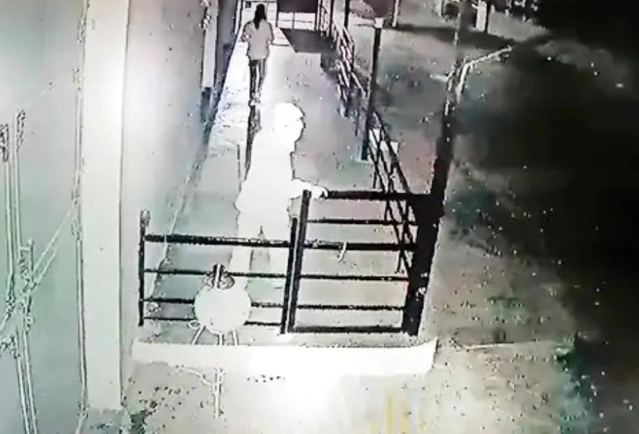 काछोली में दुकान का शटर तोड़ने की कोशिश