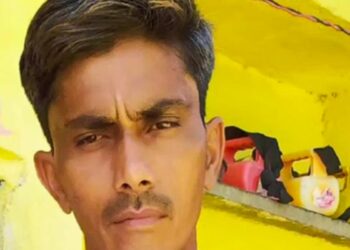 मंडला के पास खेत में मिला रानी गाव के युवक का शवः मां बोली-बाइक पर ले गए दे दो युवक, घर नहीं लौटा तो पुलिस के पास पहुंची