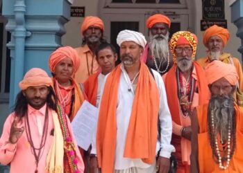 संत समाज ने आरासना में दत्त भगवान मंदिर और देवपुरी आश्रम में हुई आगजनी की घटना की निष्पक्ष जांच की माग उठाई