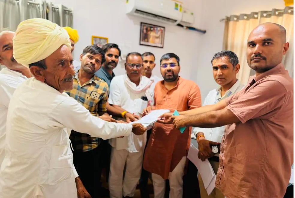 गौशाला को दान की 7 बीघा भूमिः वाड़ा गांव में करीब 2 करोड़ की भूमि गौशाला के नाम समर्पित