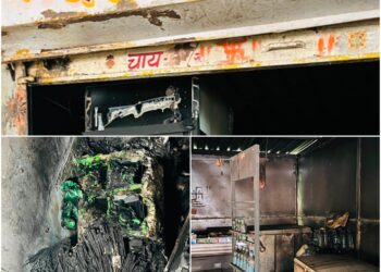कीरवा बस स्टैंड पर चाय की होटल में भीषण आग,,तीन फ्रिज सहित सामान जलकर राख