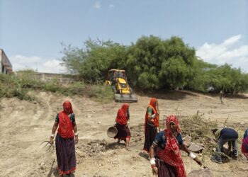 भोरड़ा में महिलाओं ने जगाई जल संरक्षण की अलख,सरोवर स्वच्छता अभियान बना जनआंदोलन
