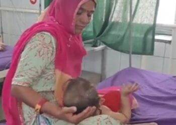 पाली-गर्म तेल गिरने से झुलसा एक साल का मासूम, खेलते हुए रसोई में गया, गैस पर गर्म हो रहा तेल गिरने से झुलसा