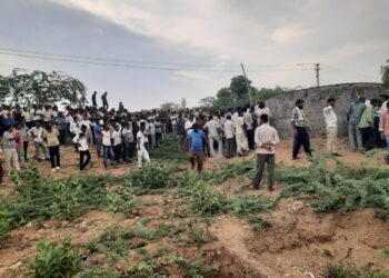 तखतगढ़-बंद पड़े कुएं में मिला अधेड़ का शव,फैली सनसनी,उमड़ी भीड़