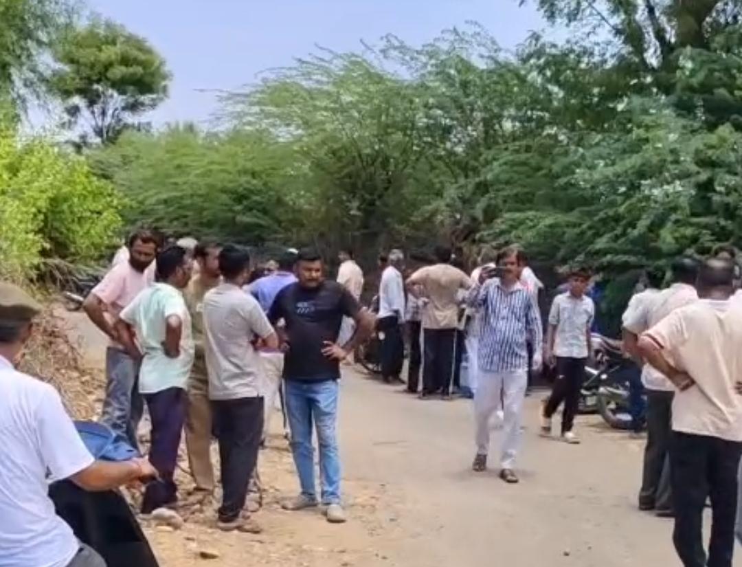 सलोदरिया के युवक का शव खेत में मिला, 500 मीटर दूर पड़ी थी बाइक, पुलिस हर पहलू से कर रही जांच