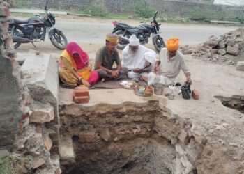बीजापुर ग्राम में भगवान दत्तात्रेय आश्रम में स्वागत गेट निर्माण कार्य का हुआ भूमी पूजन