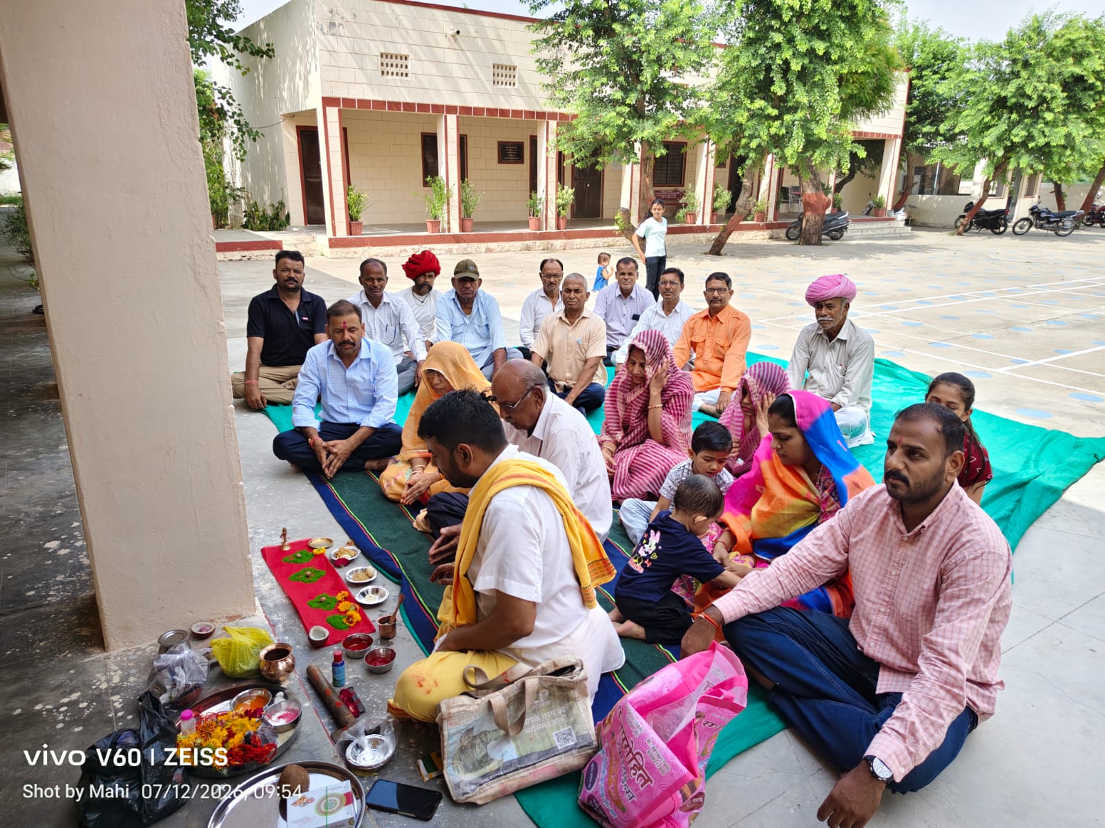 बेड़ा में महात्मा गाँधी राजकीय विद्यालय में सरस्वती माताजी मंदिर निर्माण हेतु भूमि पूजन कार्यक्रम आयोजित