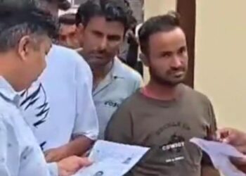 पाली-टीचर भर्ती एग्जाम में मन्नत धागे और हेयर-बकल तक उतरवाएः अभ्यर्थियों को कड़ी जांच के बाद सेंटर्स में मिली एंट्री