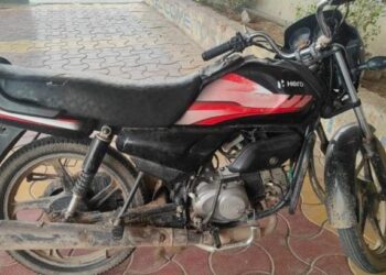 पालडी एम पुलिस ने एक नाबालिग को निरूद्ध कर चोरी की बाइक की बरामद