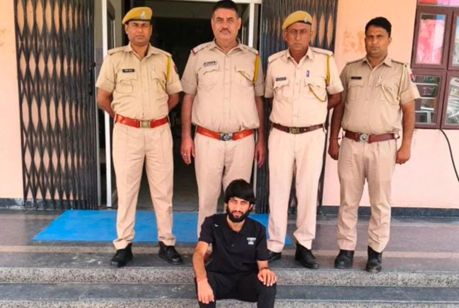 कुख्यात हिस्ट्रीशीटर रोहित महला गिरफ्तार, गुढ़ागौड़जी गैंगवार मामले में पुलिस की बड़ी कार्रवाई