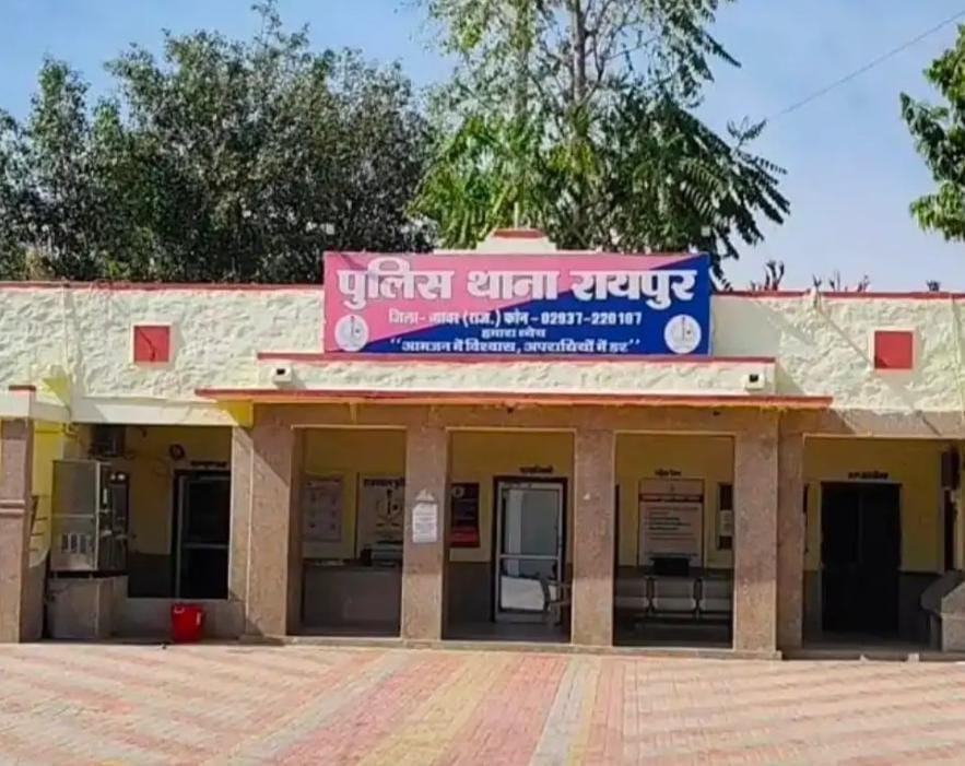 40 लाख की चोरी का खुलासा, 4 आरोपी गिरफ्तारः 5 लाख रुपए बरामद, प्रतिष्ठान में पुरानी चोरी अब भी अनसुलझी