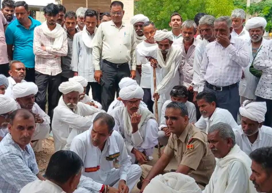 सायला-शव देखने के बाद परिजनों ने हत्या का शक जताया, जांच के आश्वासन पर माने