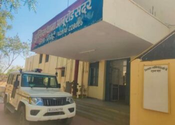 आबूरोड में टैक्सी ड्राइवर से मारपीट का मामलाः24 घंटे में दो आरोपियों को किया गिरफ्तार, ओवरटेक को लेकर हुआ था विवाद