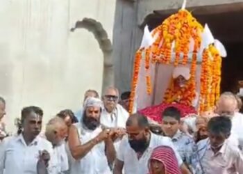 पाली-महंत नरसिंहदास महाराज का 97 वर्ष की उम्र में निधन, बैंड बाजों के साथ निकली बैकुंठी