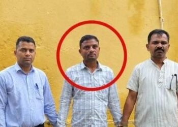 3000 की रिश्वत लेता वीडीओ रंगे हाथ गिरफ्तार, बिल पास करने की एवज में मांग रहा था घूस