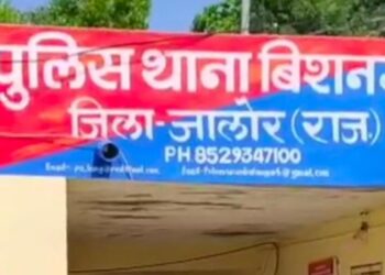 उम्मेदाबाद-चाकू की नोक पर बुजुर्ग को लूटने वाले 2 गिरफ्तार, 80 साल की महिला से छीनी थी ज्वेलरी; कुंए पर अकेली थी