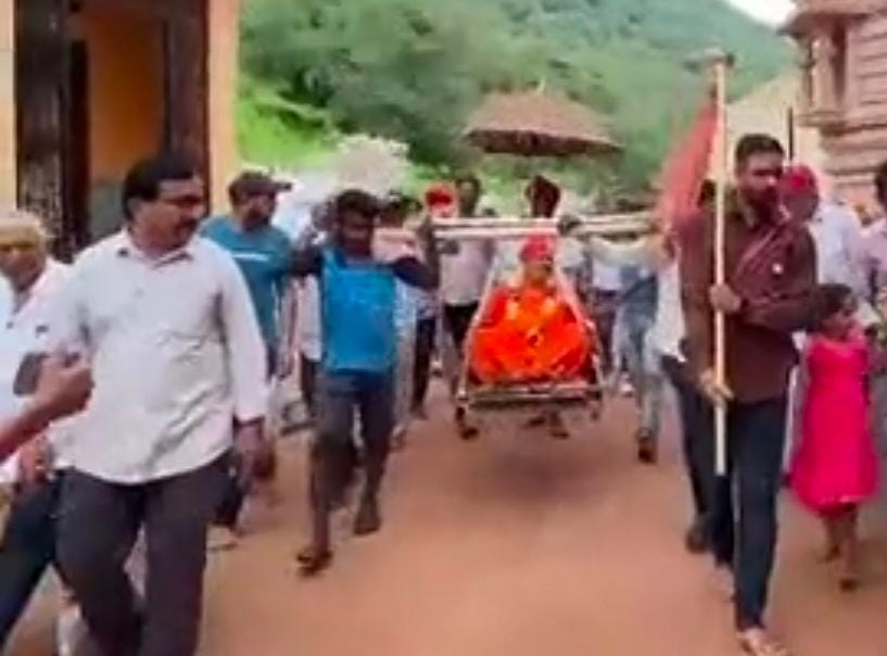 पीर गंगानाथ महाराज का नौवां चातुर्मास बैरठ गांव में होगा: 1 अगस्त को निकाली जाएगी शोभायात्रा, बैठक में सर्वसम्मति से फैसला