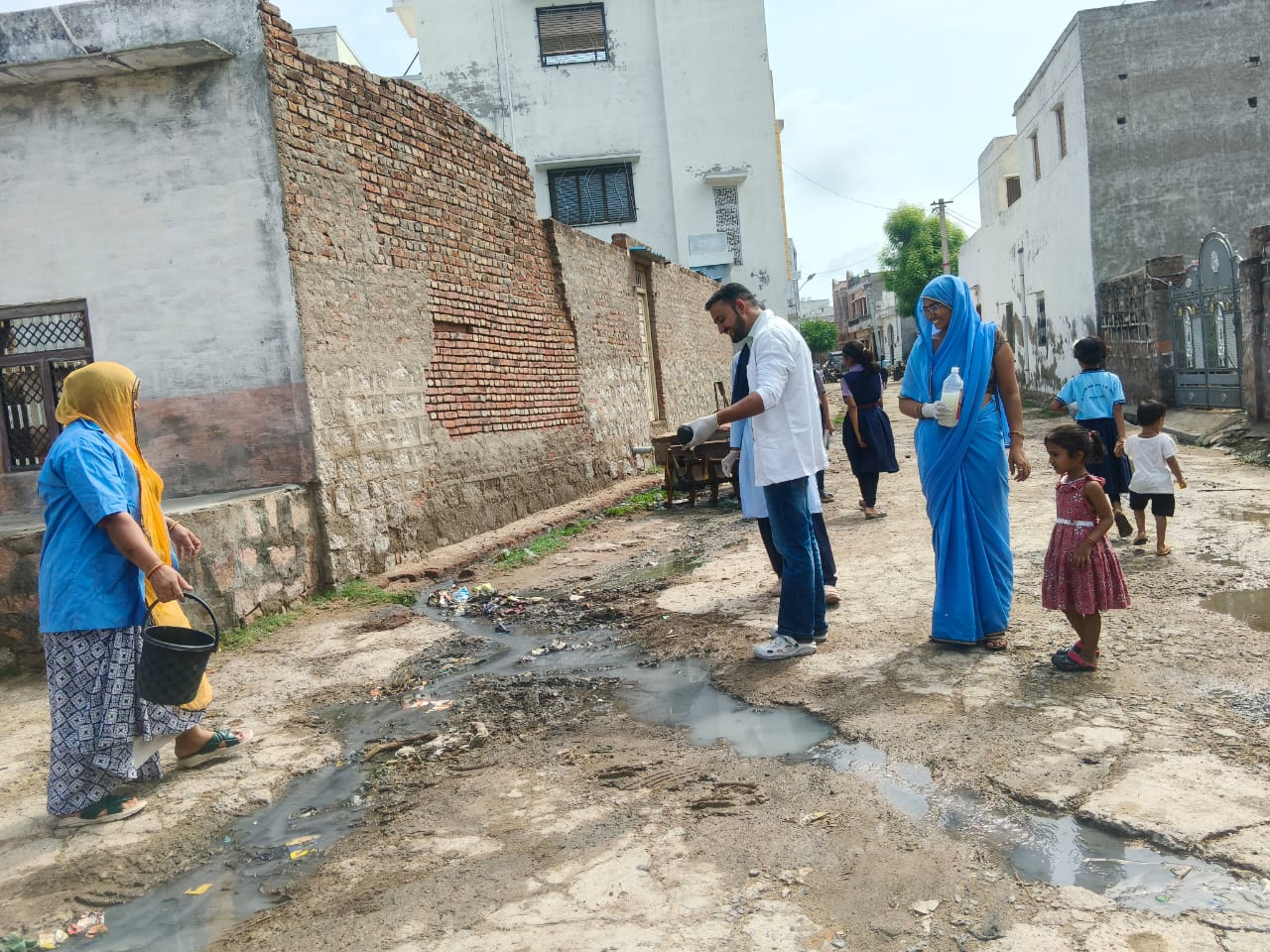 तखतगढ-बारिश के बाद प्रत्येक रविवार “ड्राई डे” मनाकर डेंगू पर करें वार : डॉ. गोविन्द सिंह चुण्डावत
