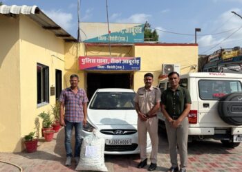 आबुरोड-कार से 10 किलो 150 ग्राम अवैध डोडा-पोस्त बरामद तीन आरोपी गिरफ्तार