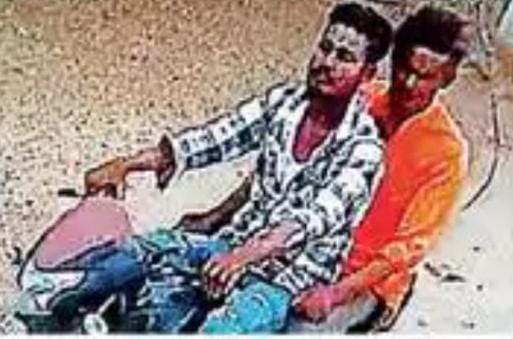 बांकली में खड़ी कैंपर से टायर चोरी, संदिग्ध दिखे