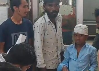 पाली-दीवार से गिरी स्टूडेंट, सिर में आए टांकेः स्कूल प्रबंधन बोला- यहां इस तरह की कोई घटना नहीं हुई