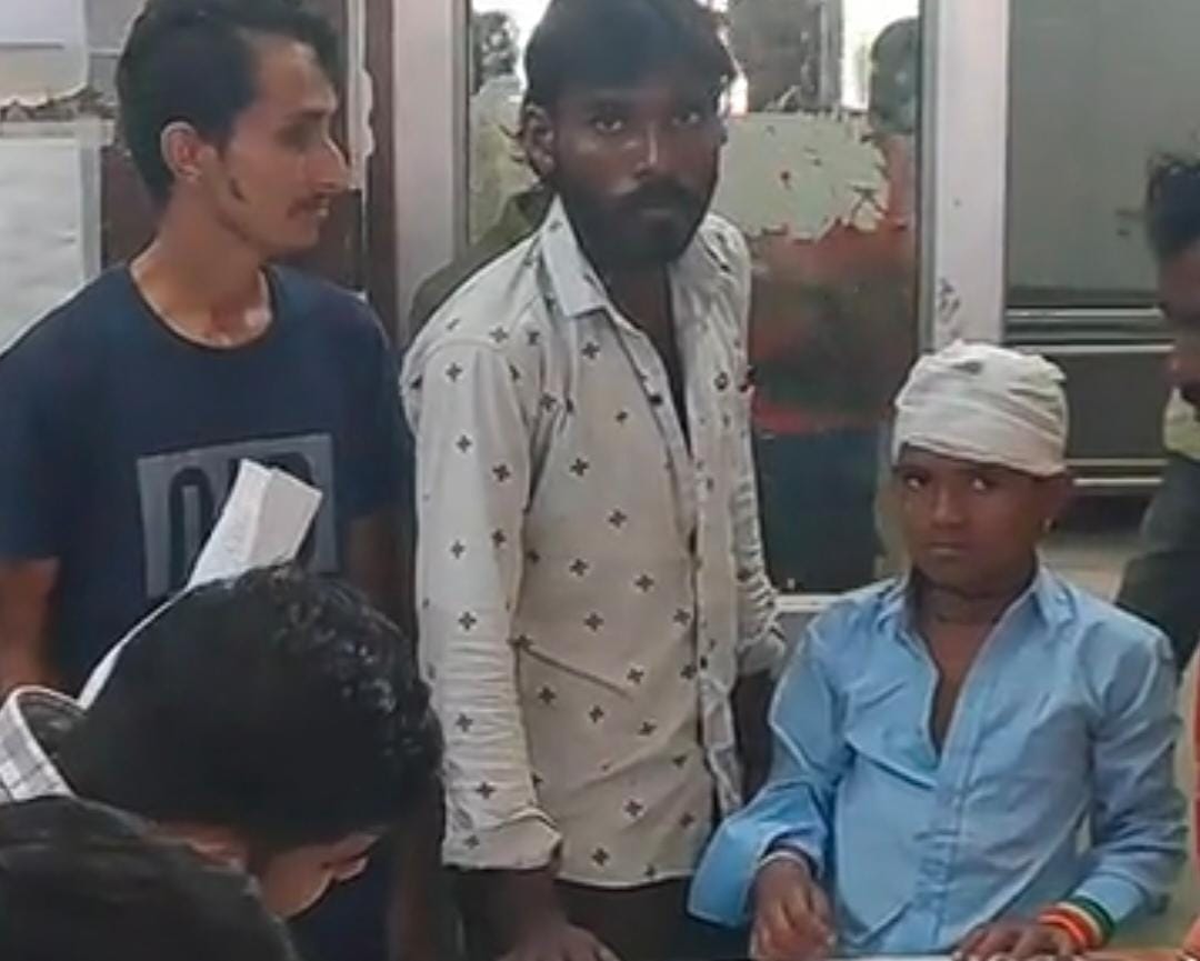 पाली-दीवार से गिरी स्टूडेंट, सिर में आए टांकेः स्कूल प्रबंधन बोला- यहां इस तरह की कोई घटना नहीं हुई