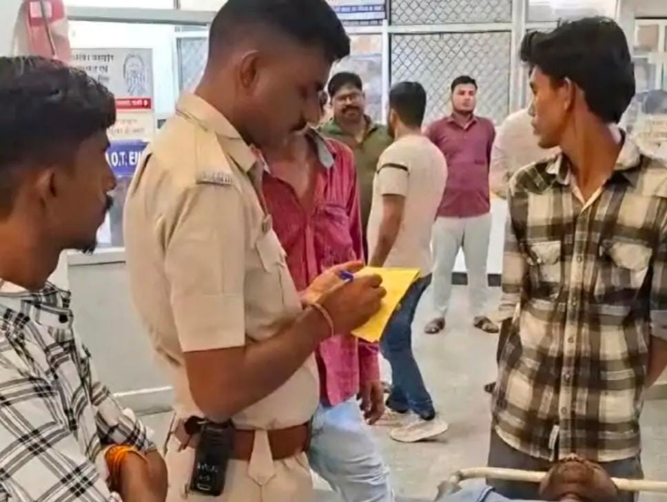 पाली में युवक घर में फंदे पर लगाई फांसीः परिजन बोले- मानसिक रूप से तनाव में था, परिजनों का रो-रो कर बुरा हाल
