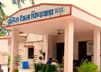 वीरवाड़ा चौराहे पर युवक से लूटः अहमदाबाद से लौटते समय तीन बाइक सवारों ने की मारपीट