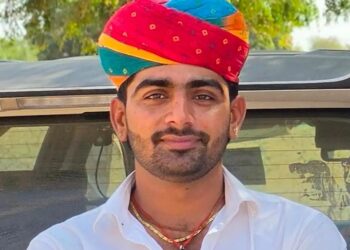 सुंधा माता जा रहे युवक को पिकअप ने कुचला, मौतः रानीवाड़ा से पैदल निकला था श्रद्धालुओं के दल के साथ, एक साल पहले हुई थी शादी