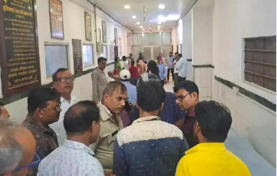 पाली-केमिकल टैंक में गिरे सेल्स एग्जीक्यूटिव की मौतः बैलेंस बिगड़ने से फिसले थे, 7 फीट गहरी थी होद