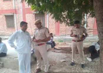 पाली- गोली मारकर हत्या, शव उठाने से इनकारः आरोपियों को गिरफ्तार करने की मांग पर अड़े परिजन, मॉर्च्यूरी के बाहर बैठे