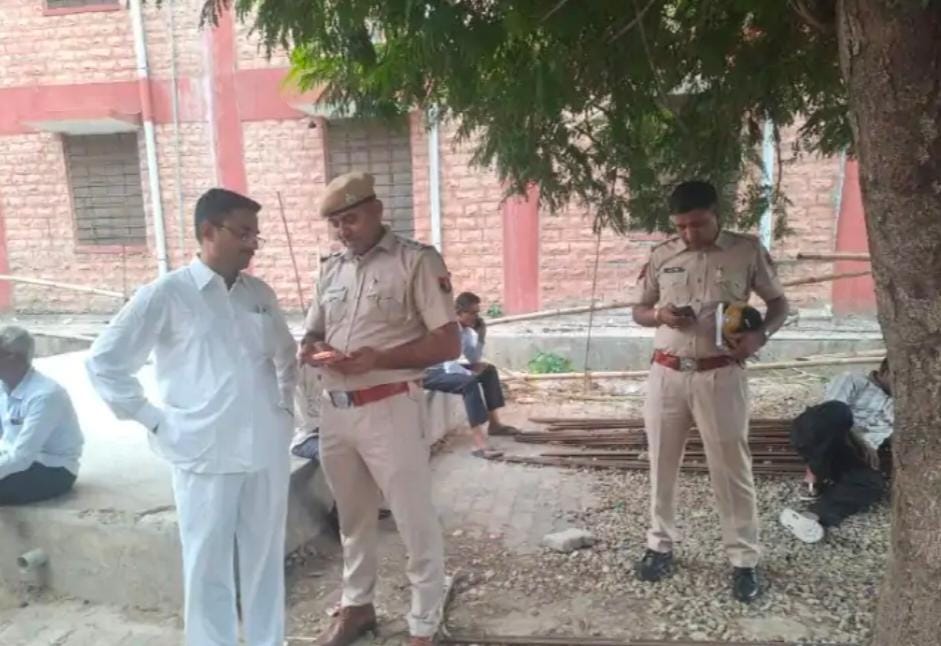 पाली- गोली मारकर हत्या, शव उठाने से इनकारः आरोपियों को गिरफ्तार करने की मांग पर अड़े परिजन, मॉर्च्यूरी के बाहर बैठे