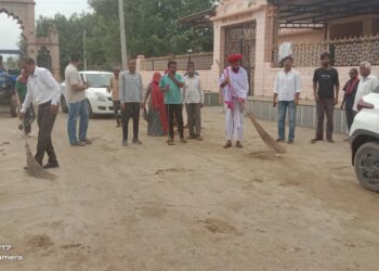 मुंडारा से मंत्री ओटाराम देवासी ने की प्लास्टिक मुक्त की शुरुआत, बीडीओ ने दिलाई प्लास्टिक उपयोग नही करने की दिलाई शपथ