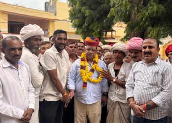 बीजापुर में बाली विधायक पुष्पेंद्र सिंह राणावत ने की जनसुनवाई, ग्रामीणों की समस्याओ के किए समाधान