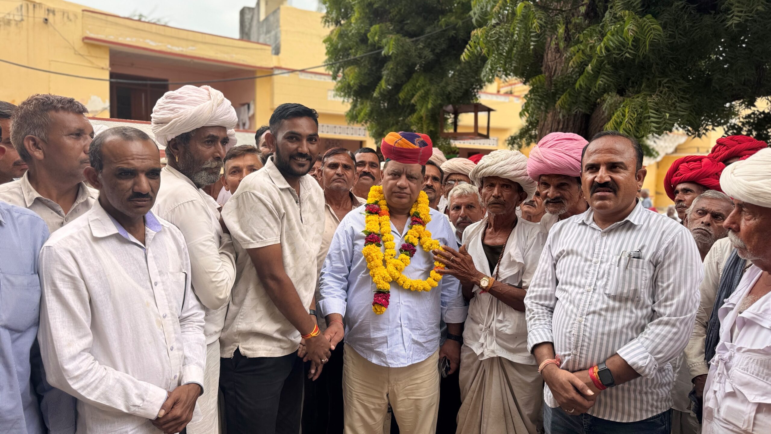 बीजापुर में बाली विधायक पुष्पेंद्र सिंह राणावत ने की जनसुनवाई, ग्रामीणों की समस्याओ के किए समाधान