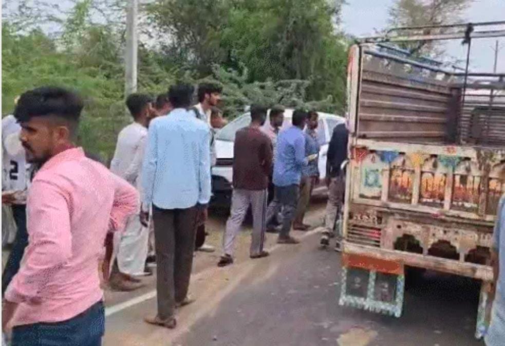 तेज रफ्तार कार ने मां-बेटे की मोपेड को मारी टक्करः दोनों की मौत, डॉक्टर को दिखाकर वापस अपने घर जा रहे थे