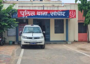 सांचौर में शराब कारोबारी पर फायरिंगः 50 लाख की रंगदारी मांगने का आरोप, मामला दर्ज