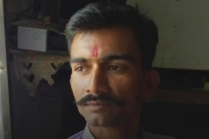 सांप के काटने से किसान की मौत: खेत में काम करने के दौरान हादसा, तबीयत बिगड़ने पर अस्पताल लेकर पहुंचे