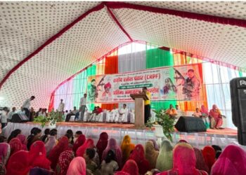 कोलर में शहीद रमेश पंवार की प्रतिमा का अनावरण, देशभक्ति के नारों से गूंजा गांवहजारों लोगों ने दी श्रद्धांजलि;