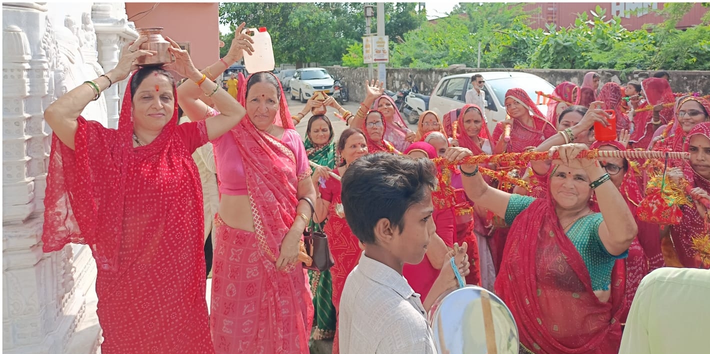 रानी-बम-बम भोले के जयघोष से गूंजा रानी, महिलाओं ने निकाली भव्य कांवड़ यात्रा