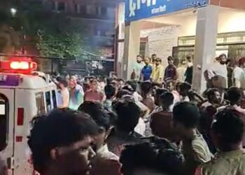 पाली-कार को अज्ञात वाहन ने टक्कर मारी, युवक की मौत, दो घायल, जोधपुर रेफर