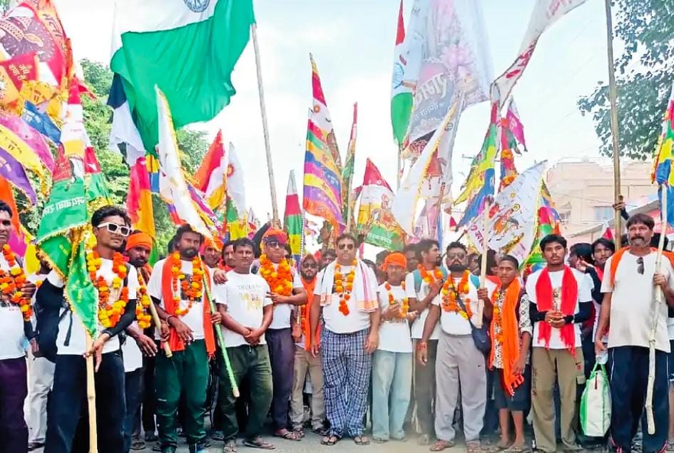 भाट समाज की 28वीं पैदल रामदेवरा यात्रा शुरू, 160 जातरू एक साथ रवाना