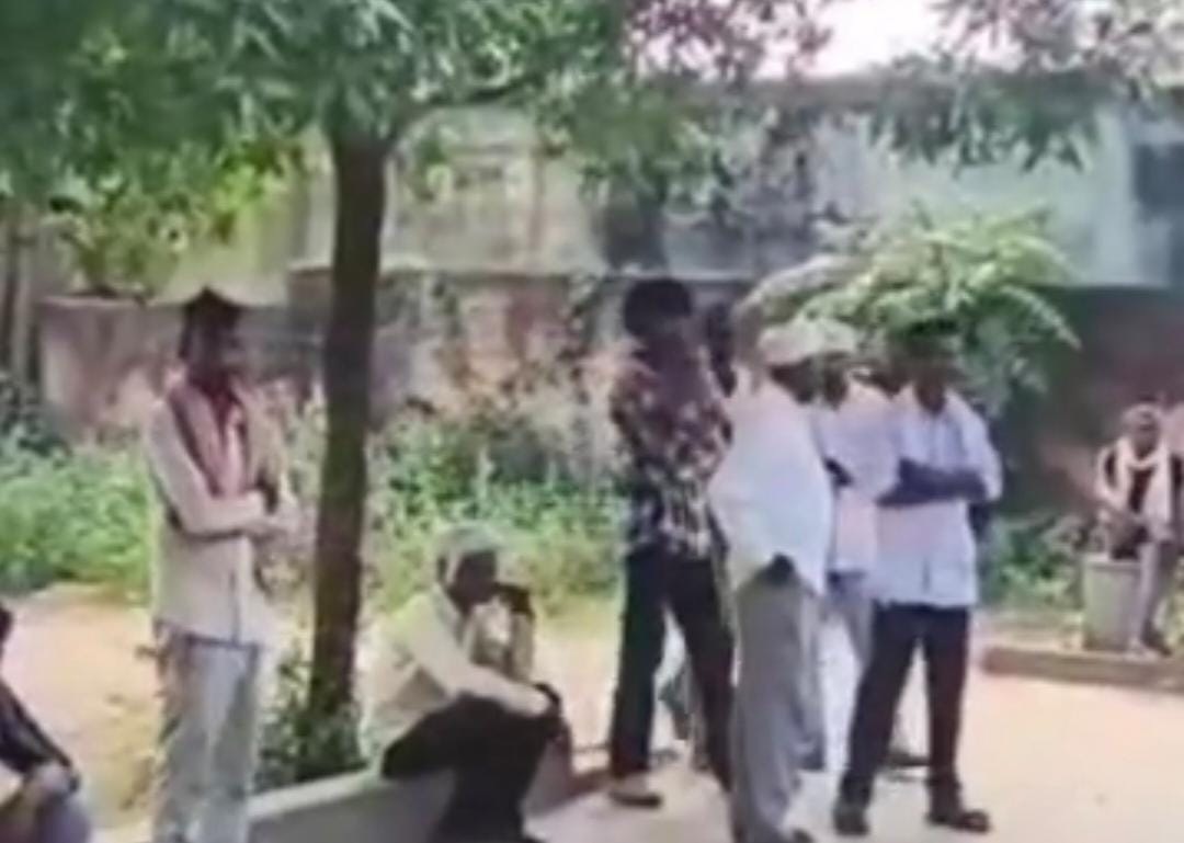तेज रफ्तार गाड़ी की टक्कर से युवक की मौतः धंबोला में हुआ हादसा, पोस्टमॉर्टम के बाद परिजनों को सौंपा शव