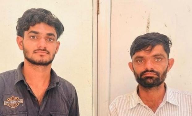 नशे में तलवार, चाकू लहराकर दो पेट्रोल पंपों पर लूटः पुलिस ने एक किलोमीटर तक खेतों में पीछा कर आरोपियों को पकड़ा; डांगियावास में भी की थी वारदात